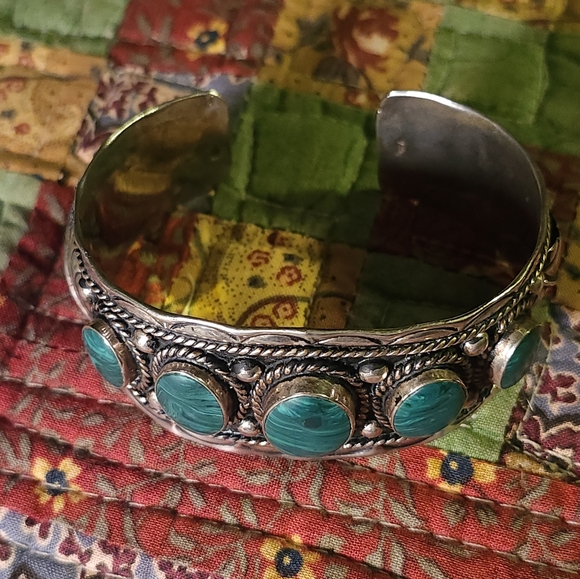 Vintage Navajo Sterling Silver Cuff - Picture 8 of 9